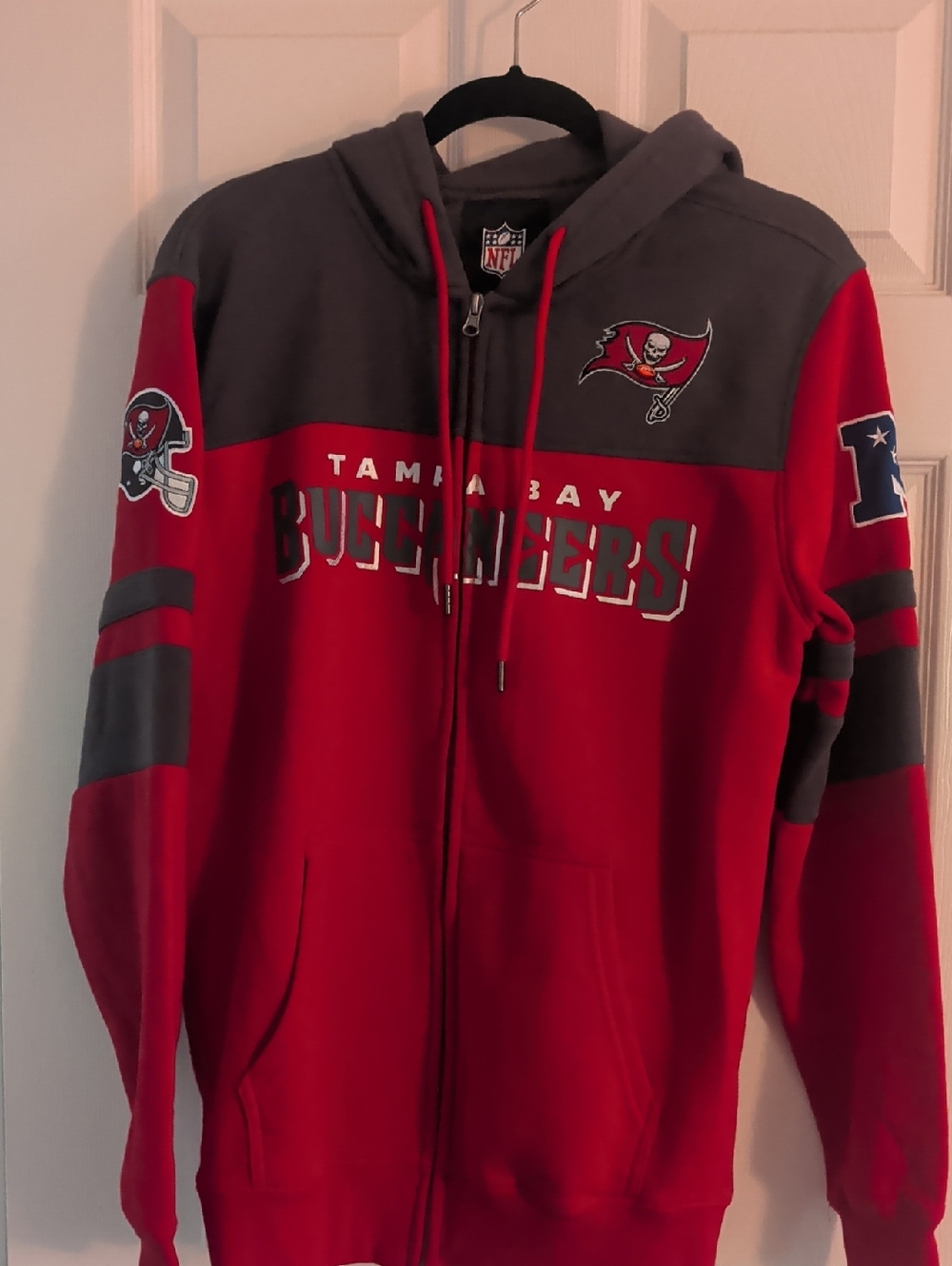 NFL Tampa Bay Buccaneers Red and Gray Full-Zip Hoodie Size Medium.